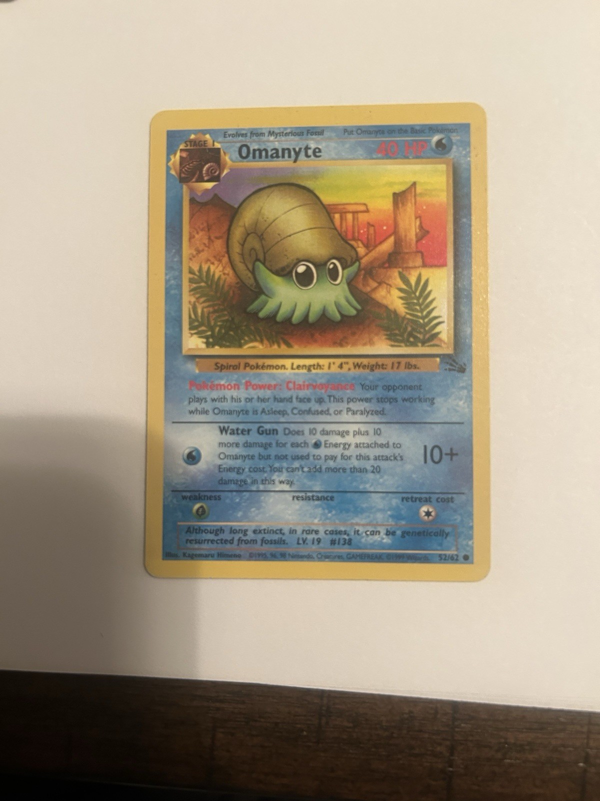 Omanyte – 57/110 Legendary Collection – Pokémon TCG – 2002