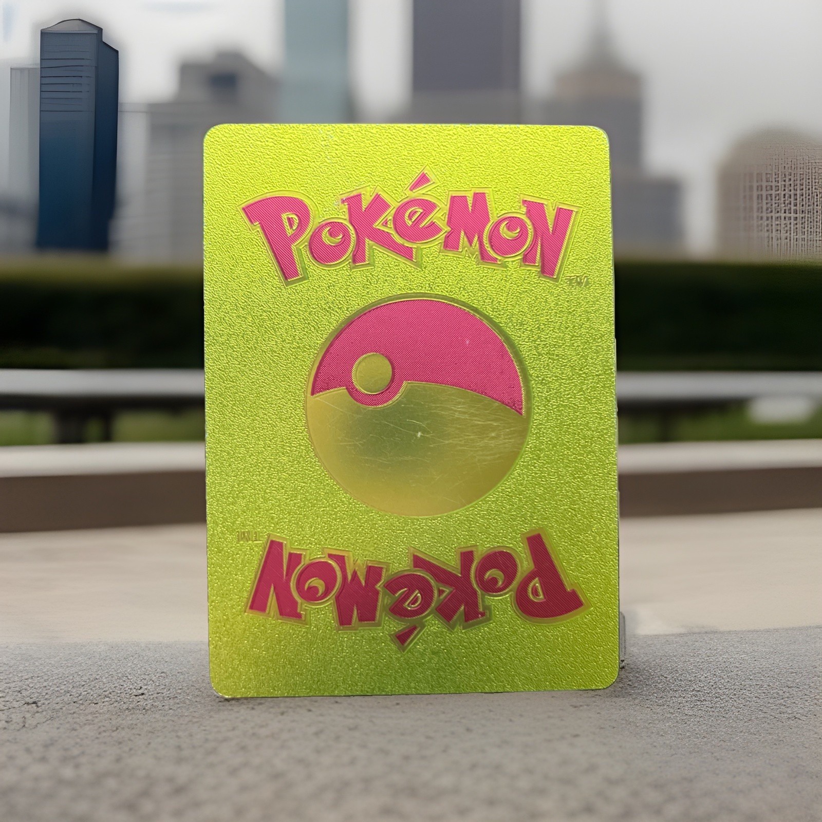 Pikachu V (Full Art) 170/185 Swsh04: Vivid Voltage Holo