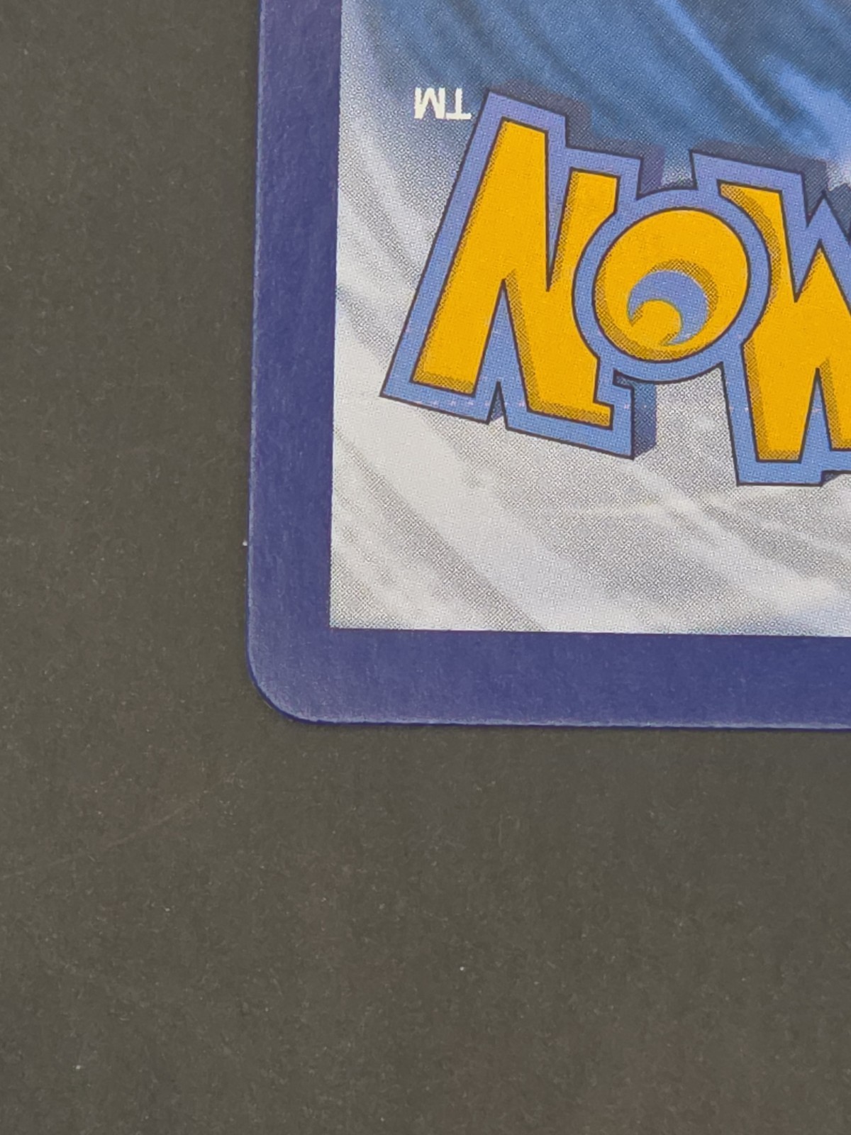 Radiant Alakazam 059/195 NM Silver Tempest Radiant Rare. Very Clean