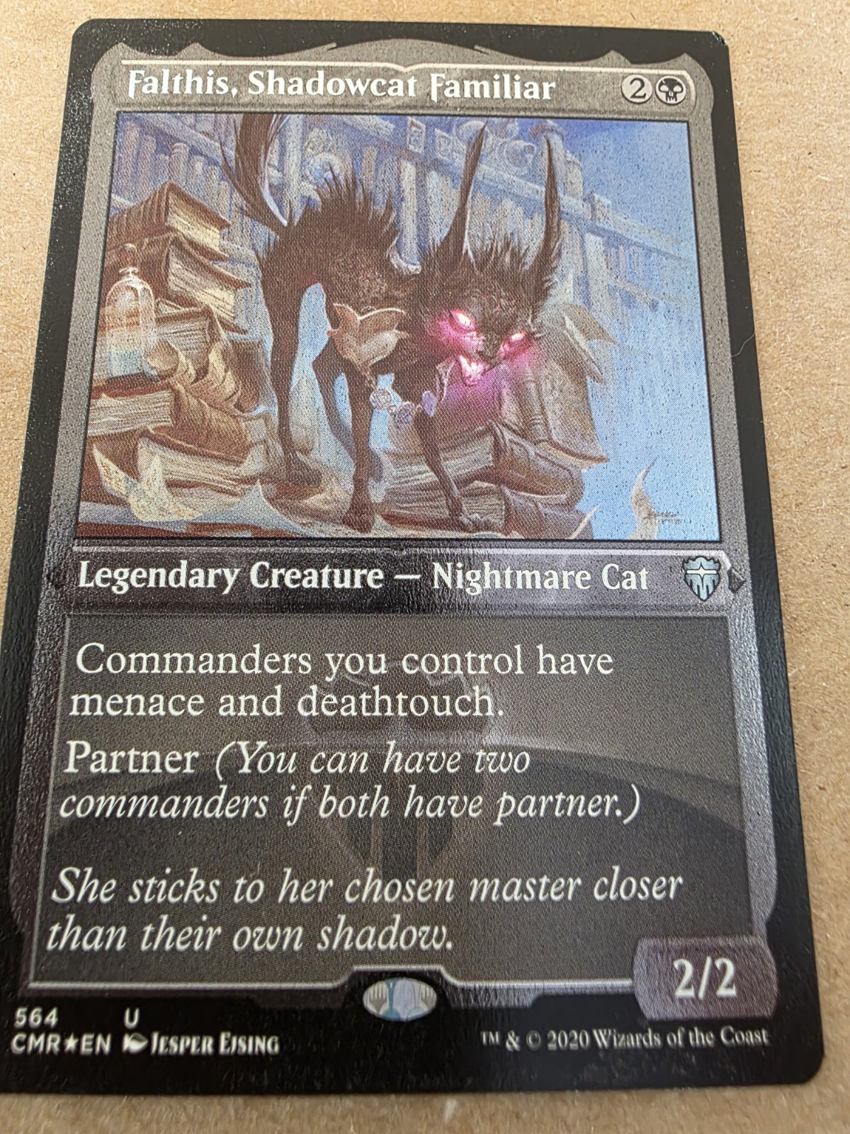 Falthis, Shadowcat Familiar – (Foil Etched) Commander Legends – Mtg
