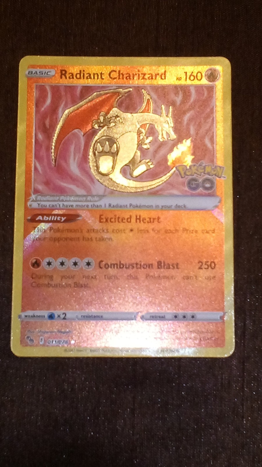 Radiant Charizard 011/078 Pokemon Go NM