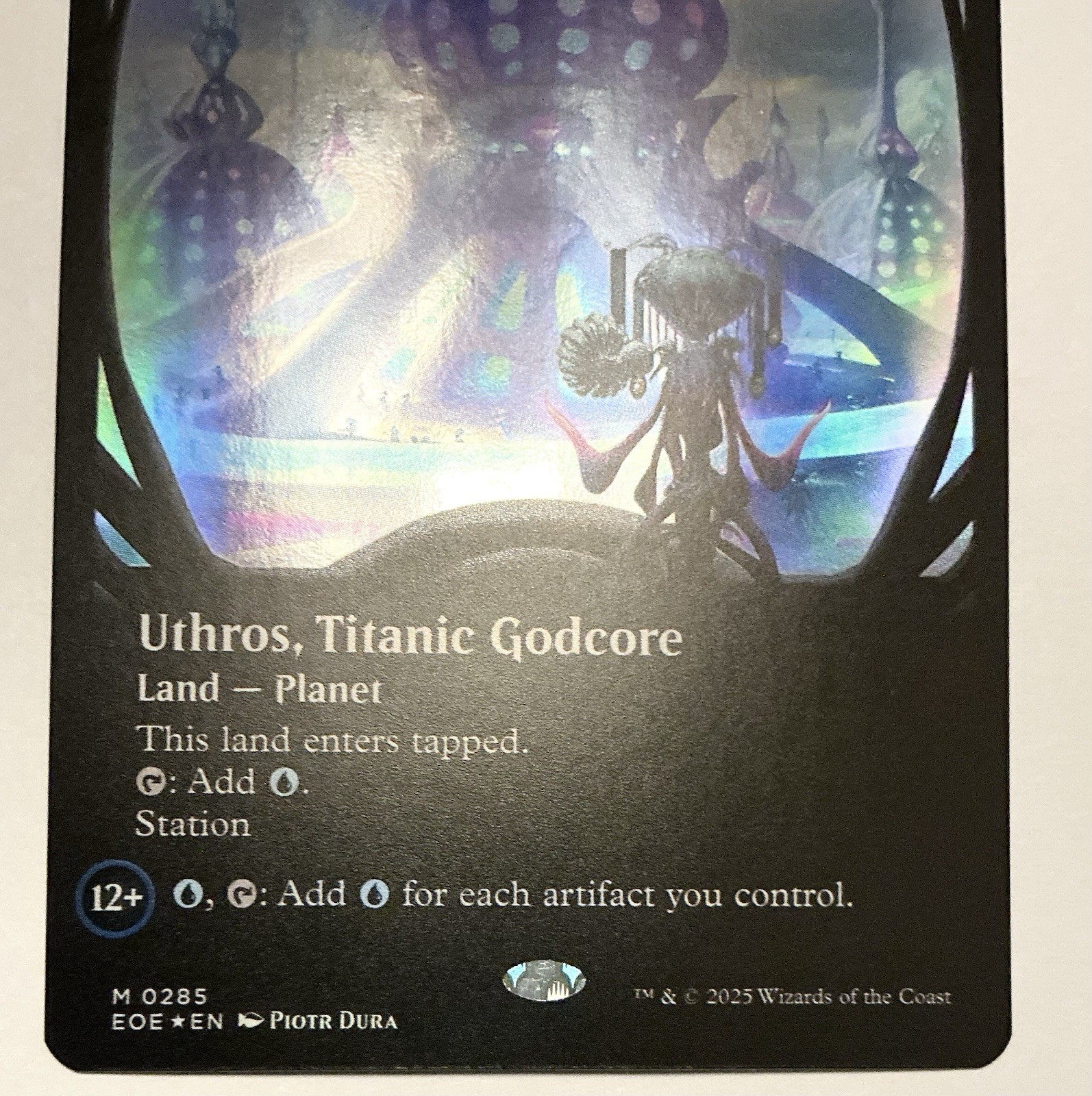 Uthros, Titanic Godcore (Borderless) Edge of Eternities Foil
