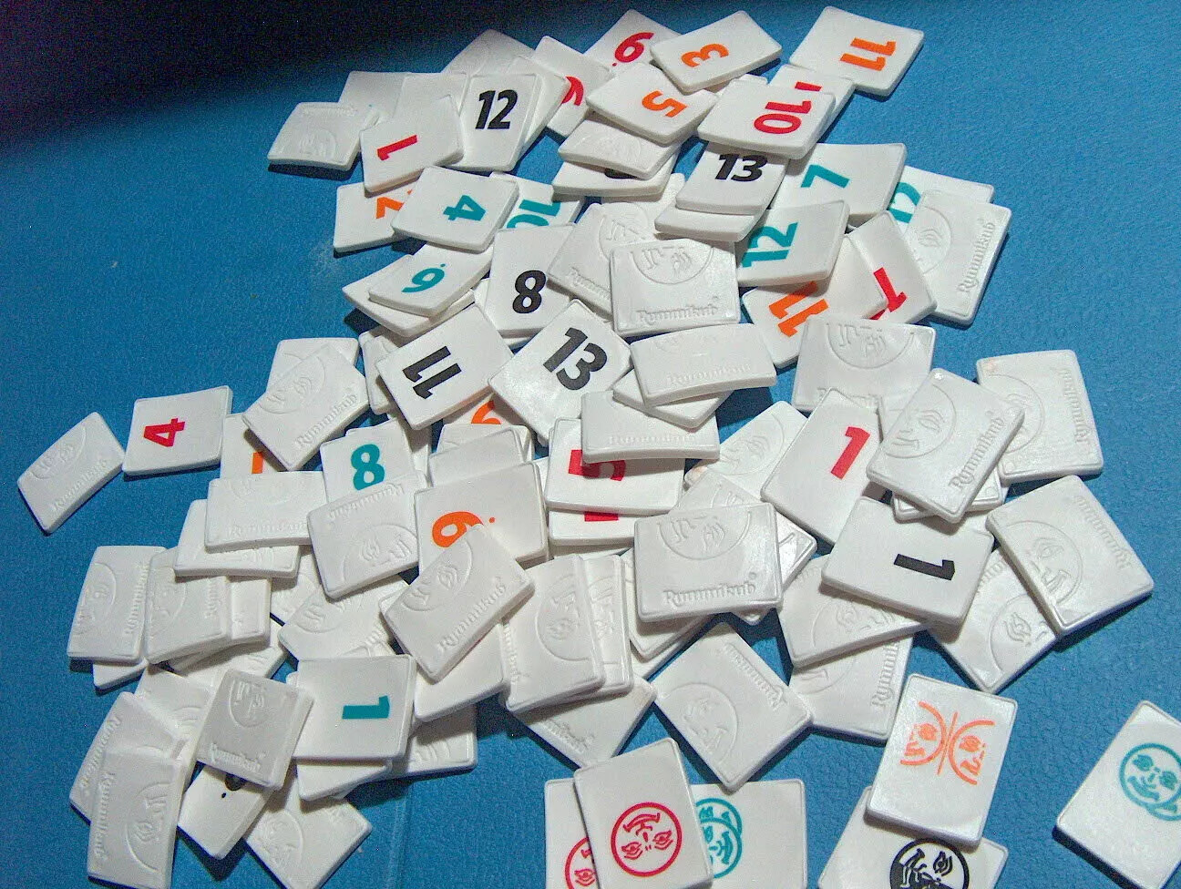 Curved WHITE Rummikub Tiles Individual Replacement Game Pieces 2018 LOW SHIPING!