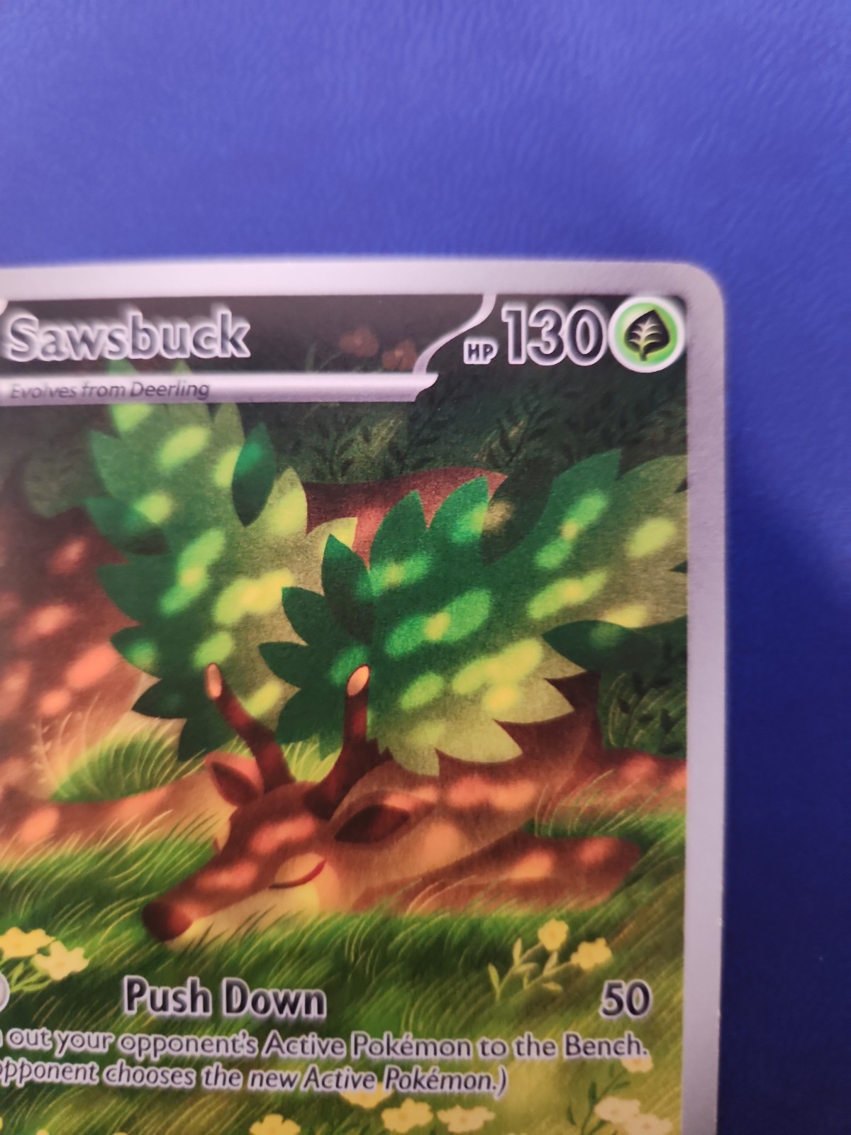 Sawsbuck 092/086 Sv: White Flare Holo