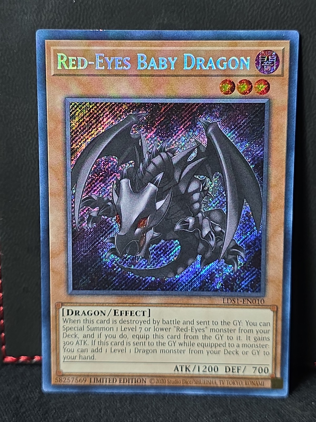 Red-Eyes Baby Dragon LDS1-EN010 Legendary Duelists: Season 1 Limited Edition