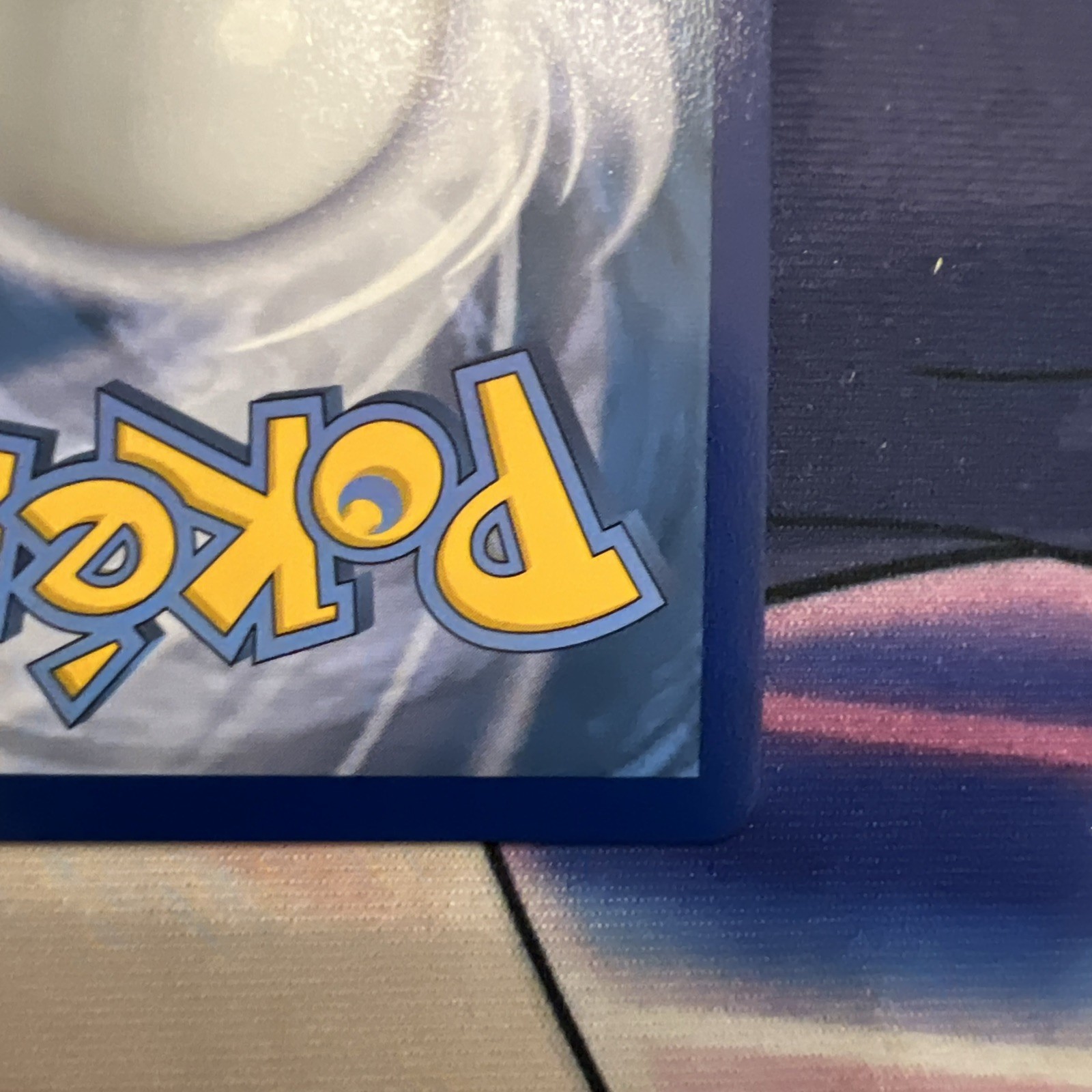 Pokémon TCG Charizard v Darkness Ablaze Holo Card 19/189