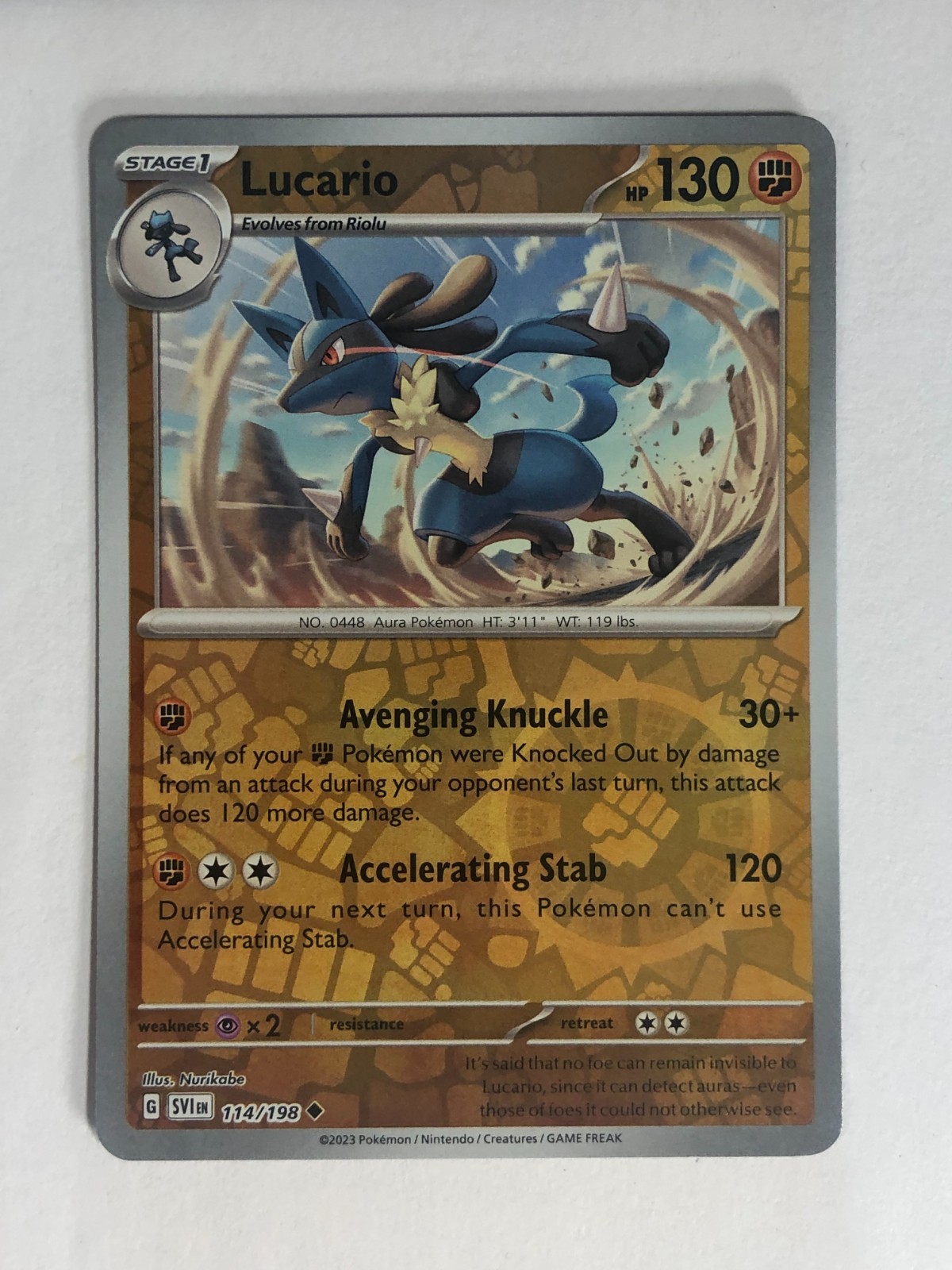 Pokemon TCG Scarlet & Violet Reverse Holographic Lucario 114/198 Near Mint