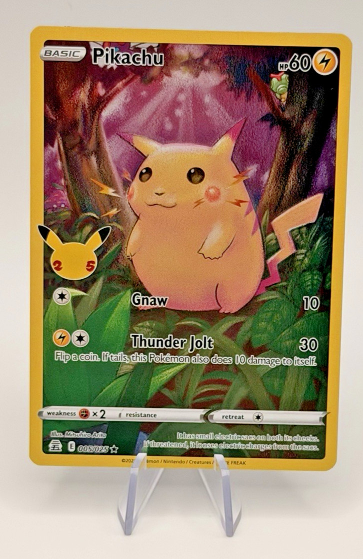 Pikachu 005/025 Near Mint/Lightly Played Back Corners Celebrations Holo Pokemon