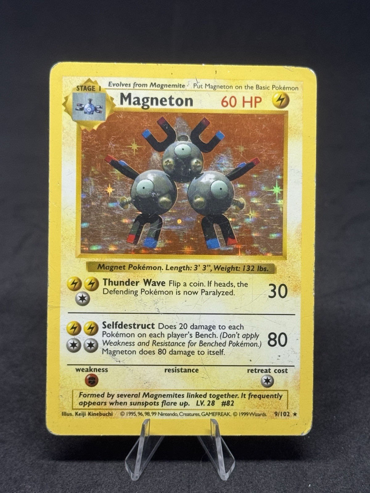 Magneton 009/102 Base Set (Shadowless) Holo