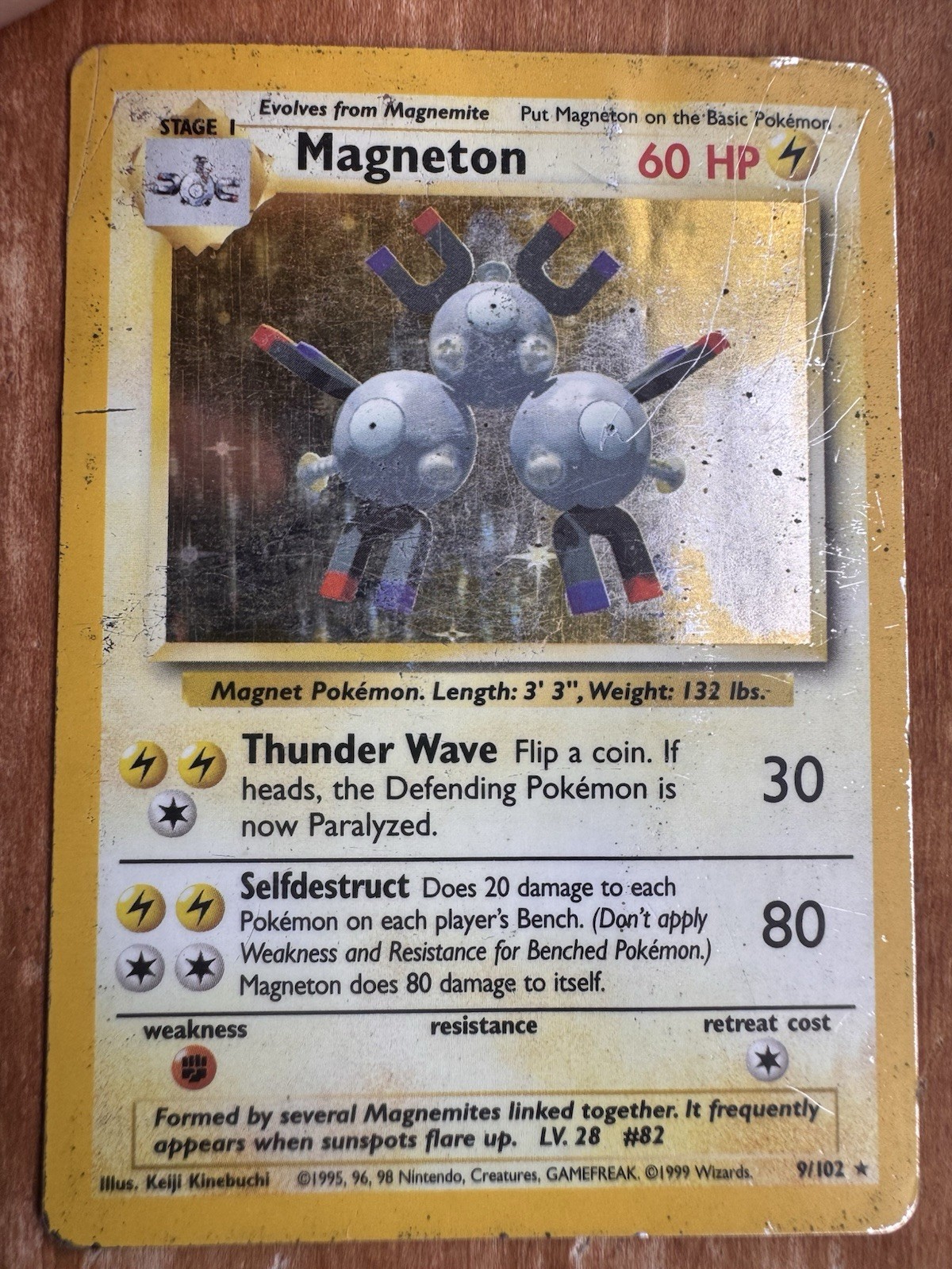 Magneton 009/102 Base Set Holo