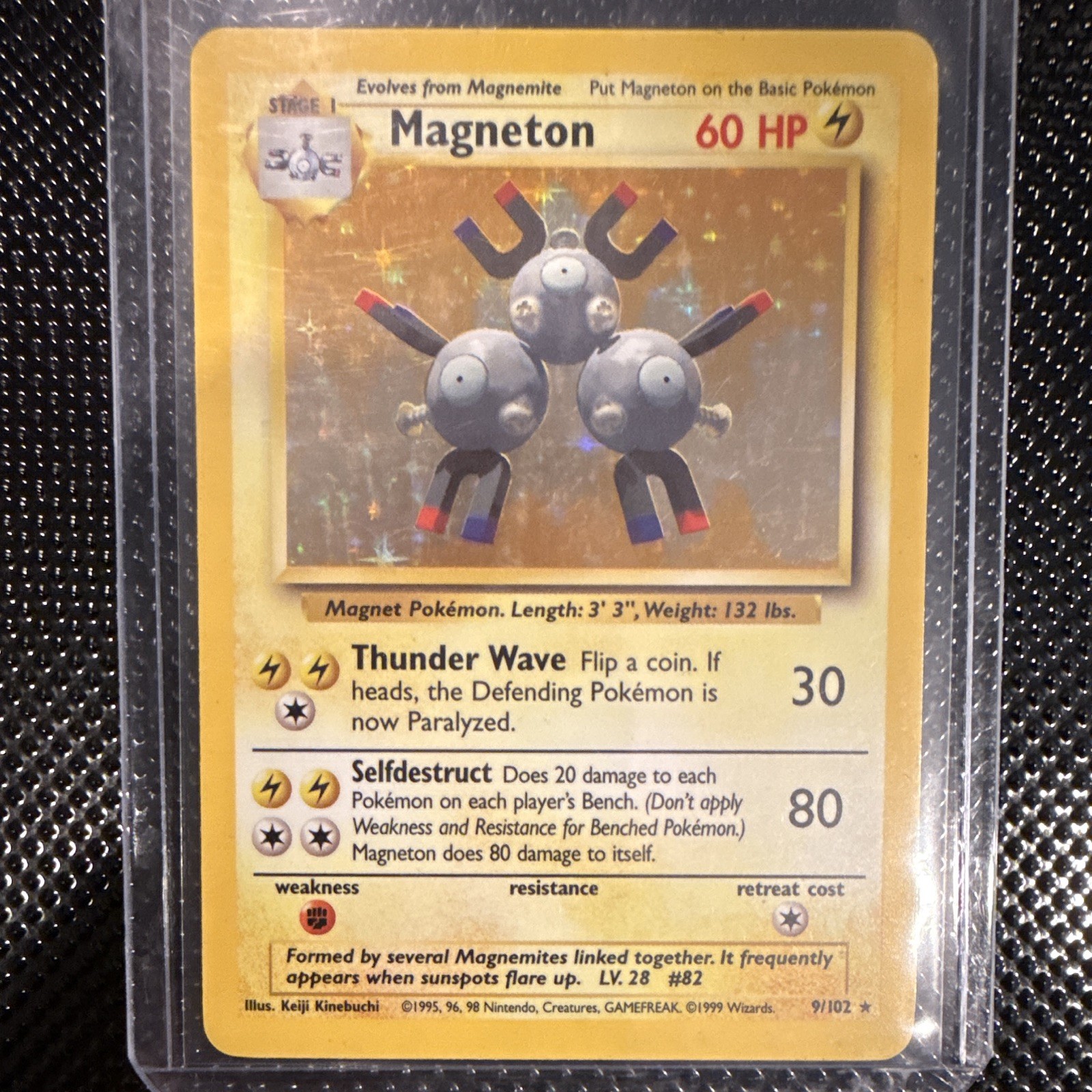 Pokémon TCG Magneton 9/102 Base Set Holo Rare Holo Eng 60 HP Unlimited 1999