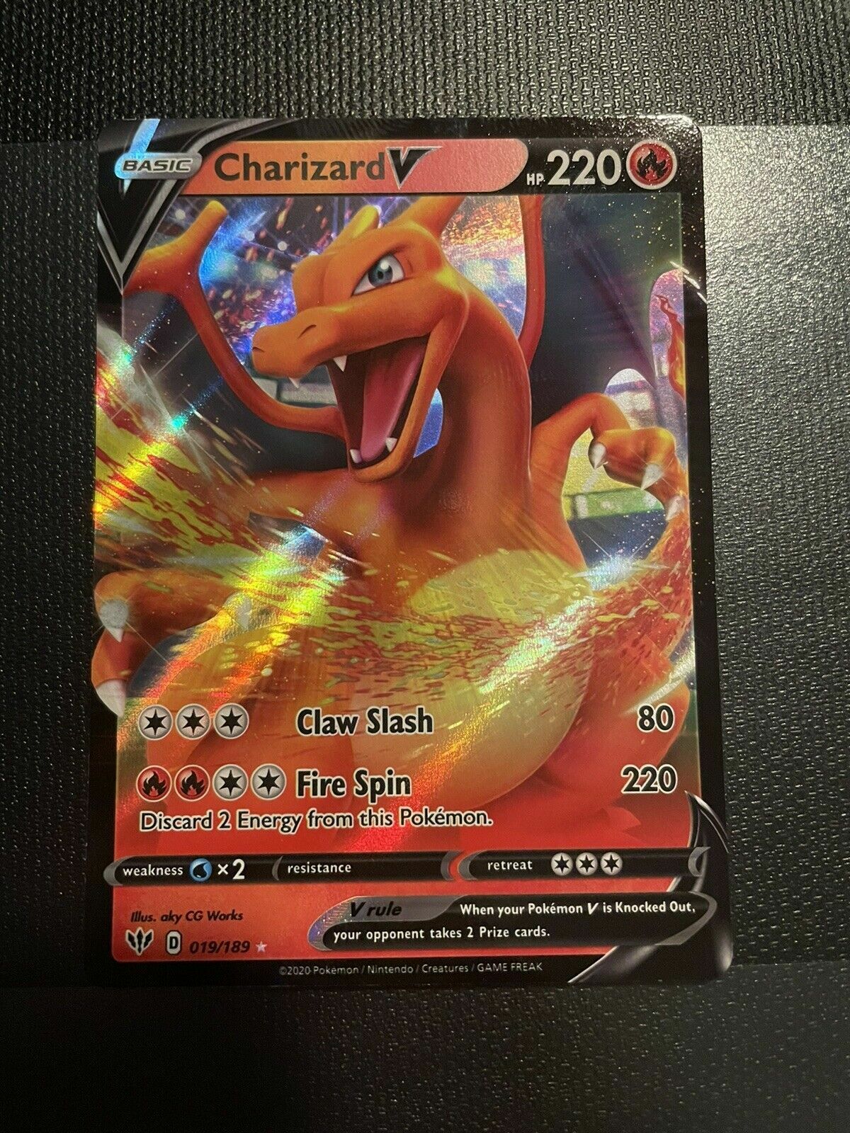 Pokémon 2020 Charizard 19/189 Rare Holo 