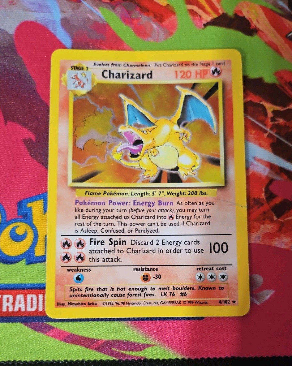 Pokémon TCG Charizard Base Set Holo Unlimited Rare Card 4/102 Creased