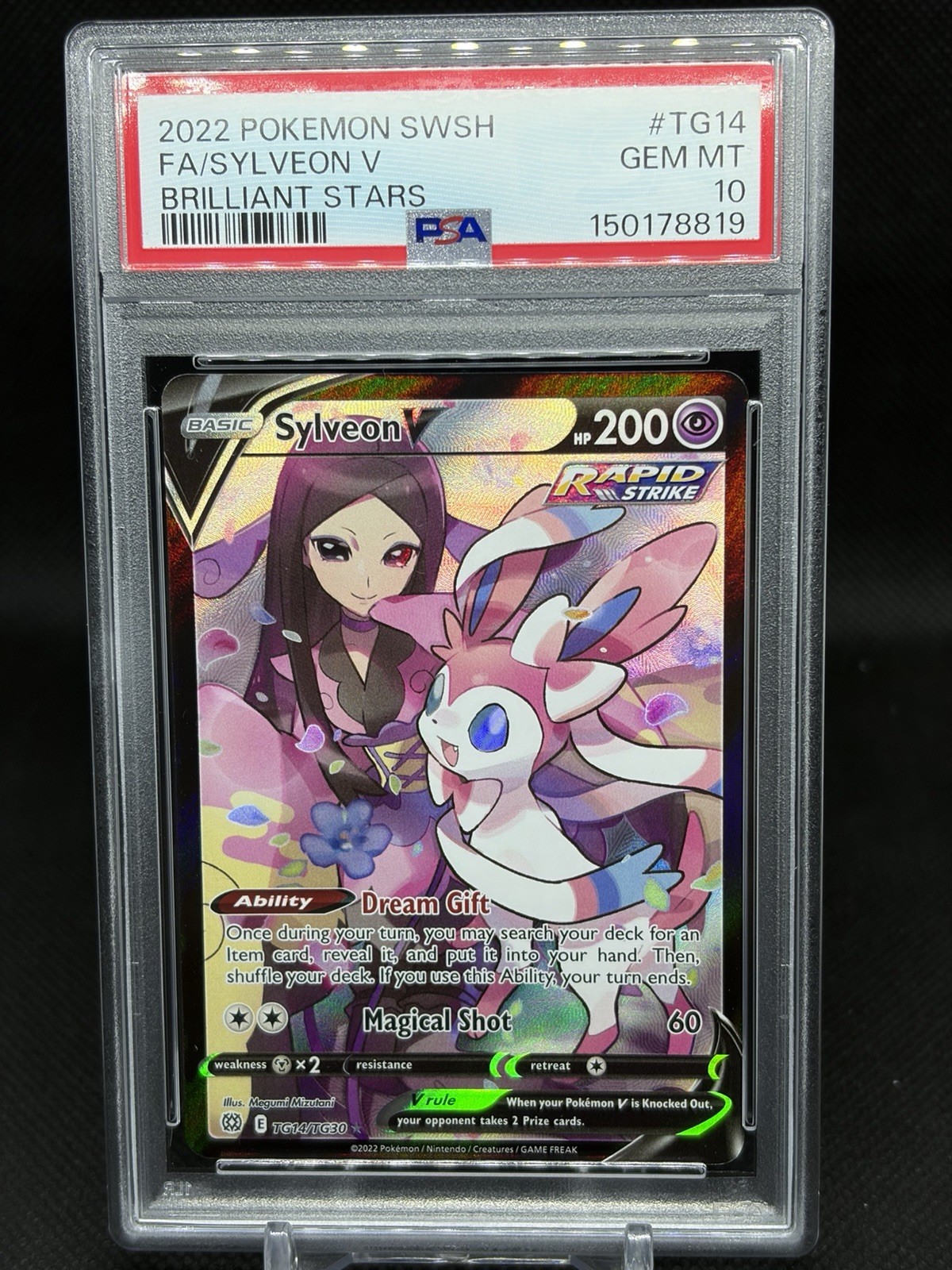 Sylveon V TG14/TG30 Swsh09: Brilliant Stars Trainer Gallery PSA 10