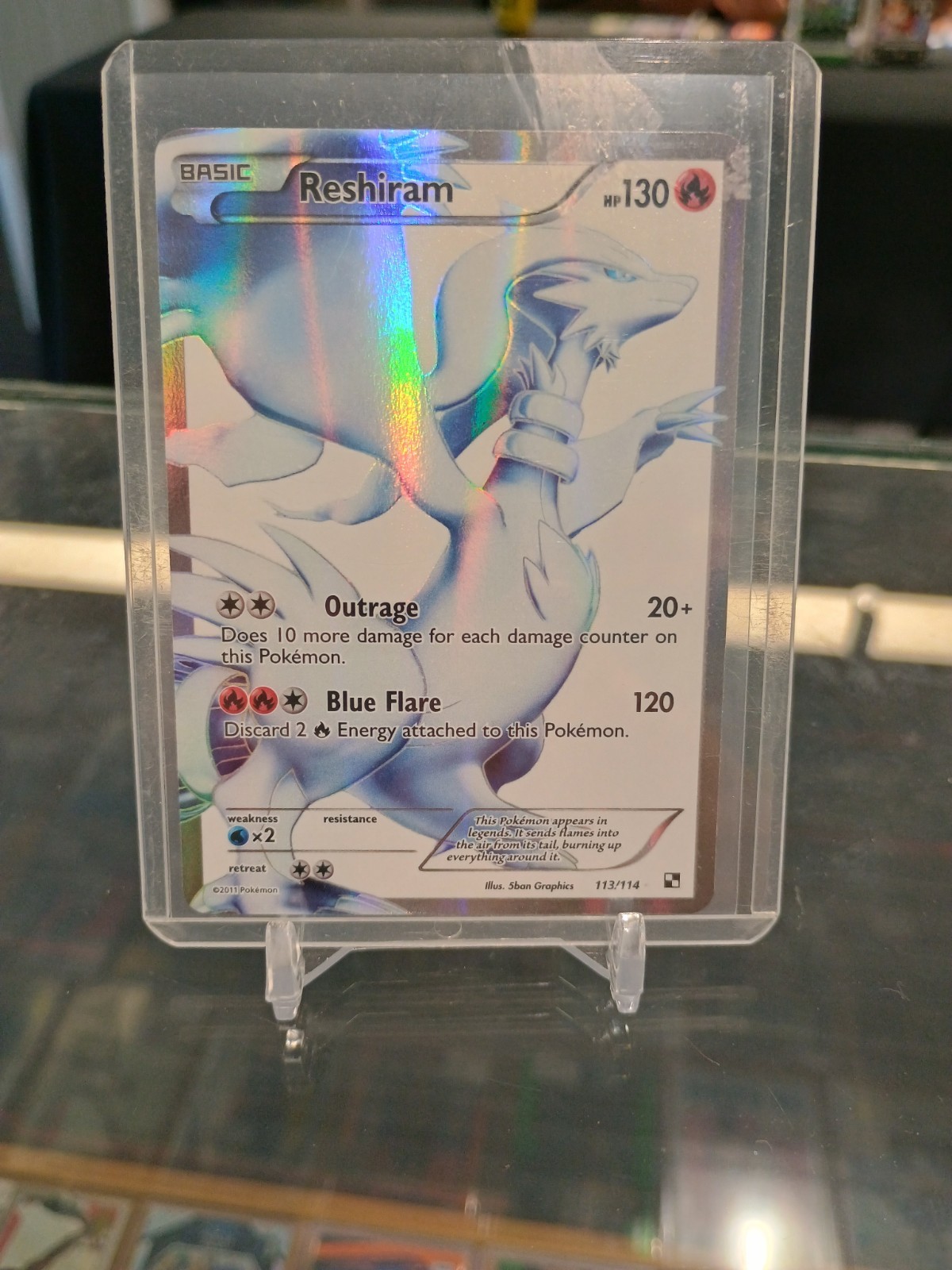 Pokemon TCG Reshiram 113/114 Ultra Rare Black & White Holo DMG