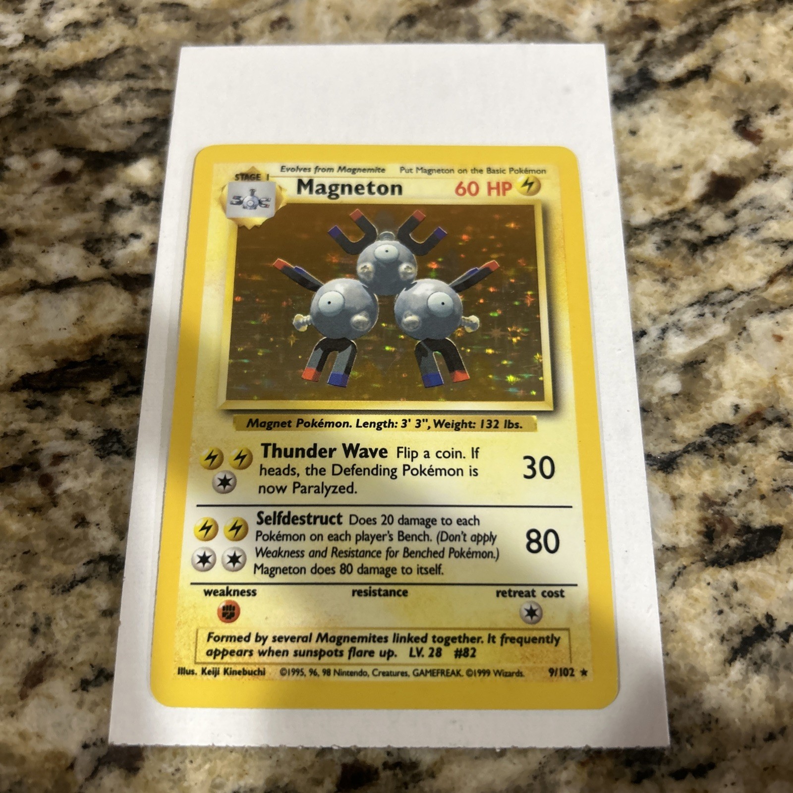 Magneton 009/102 Base Set Holo Pokemon Rare Vintage