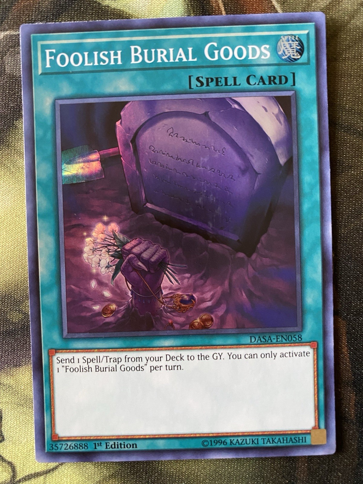 Foolish Burial Goods DASA-EN058 Dark Saviors 1st Edition Yugioh TCG Holo Card Nm