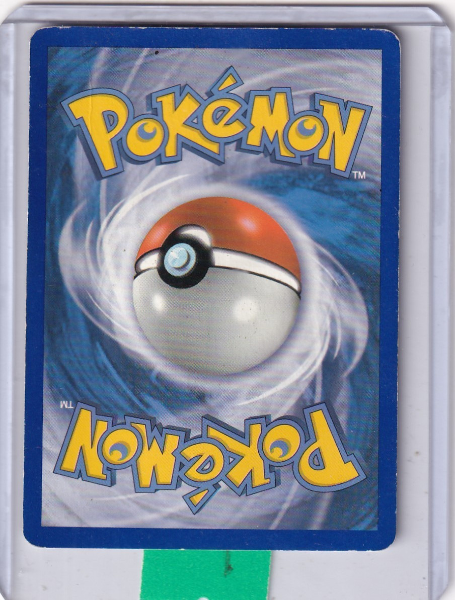 Reshiram (#113/114) * Black and White – DAMAGED