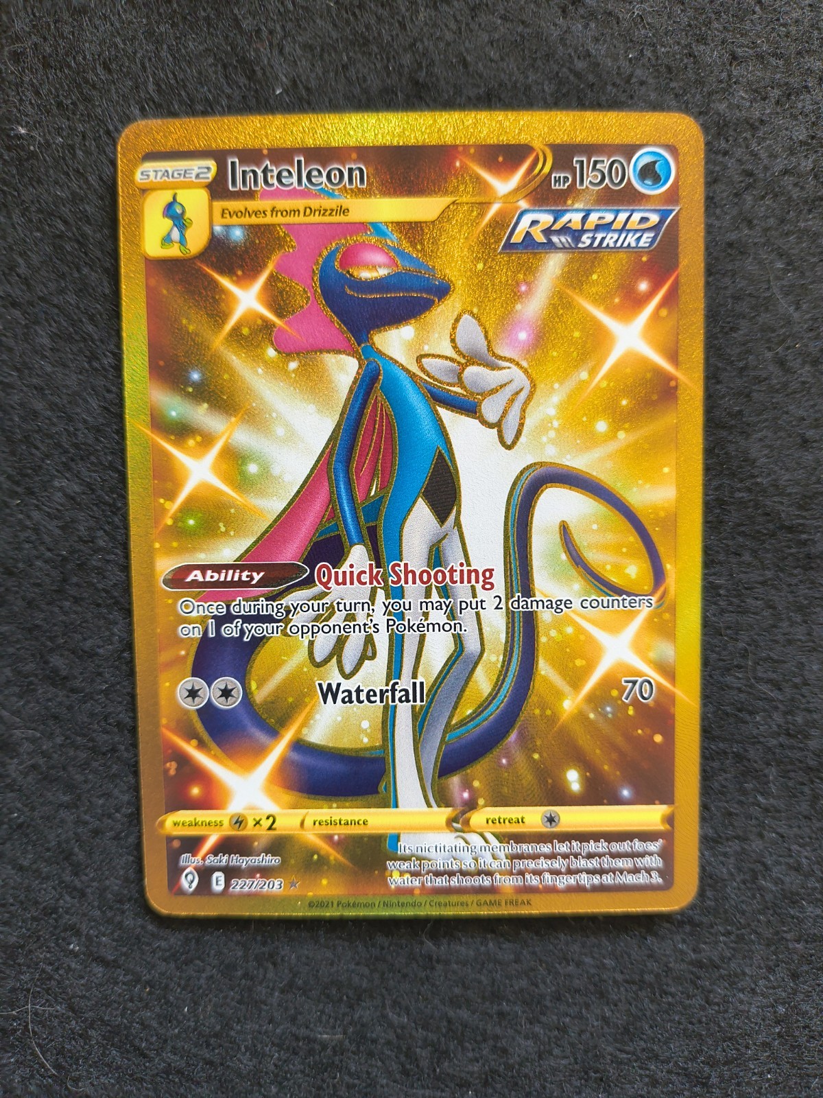 Inteleon 227/203 Evolving Skies Secret Rare Card Near Mint Condition