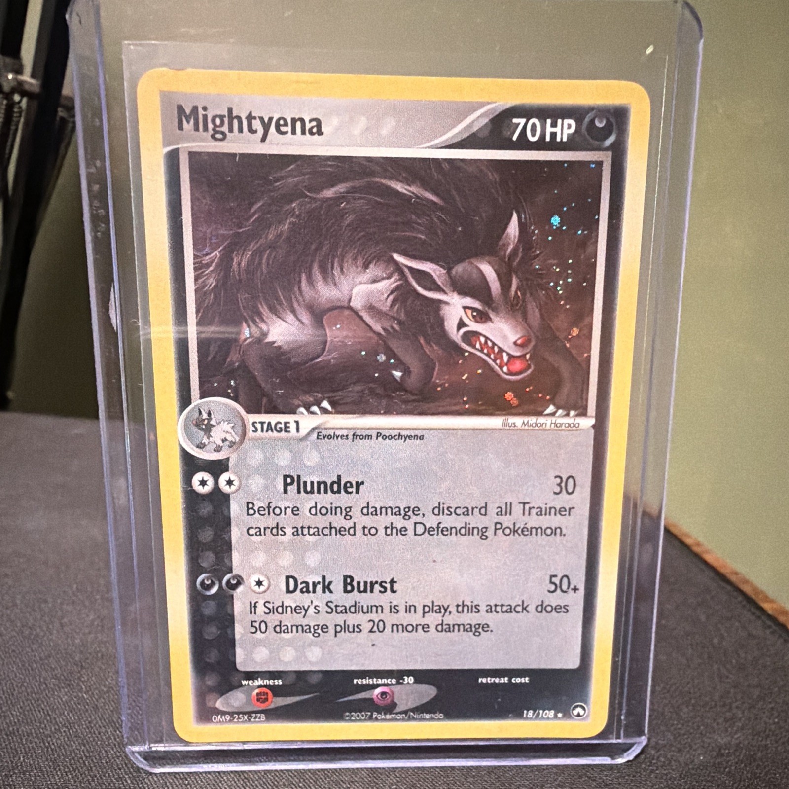 Pokemon TCG Mightyena Power Keepers 18/108 English 2007 Holo Rare