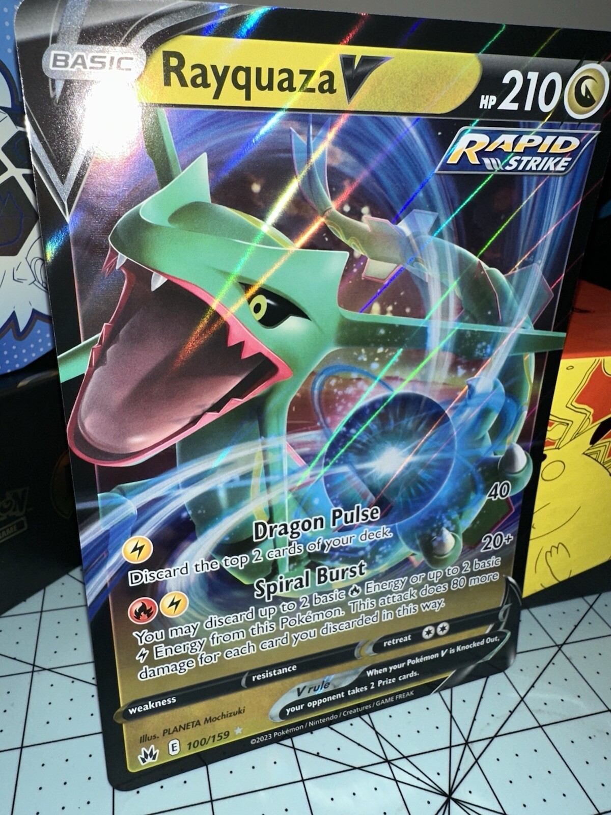 Rayquaza V 100/159 Jumbo Card Regular