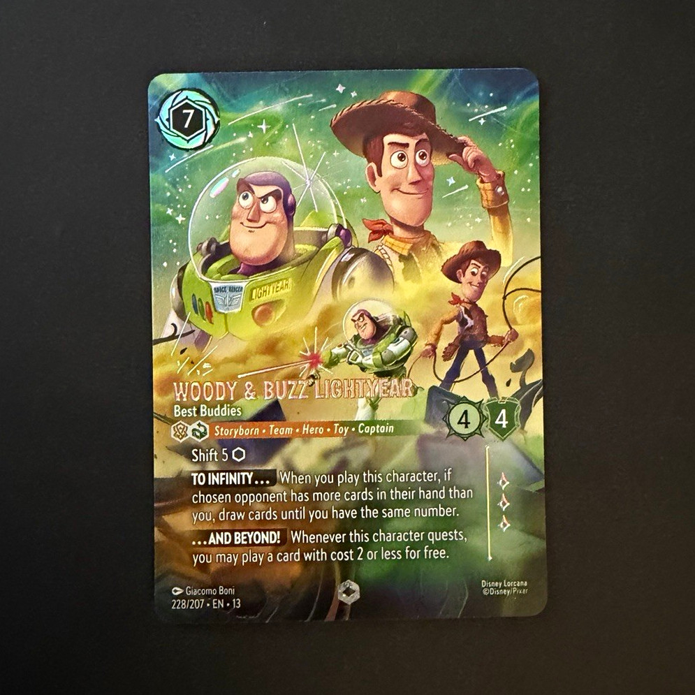 Disney Lorcana Woody & Buzz Lightyear – Best Buddies Enchanted Foil 228/207 EN