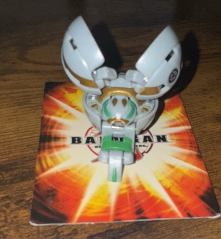 Bakugan – Bee Striker – Haos 430G