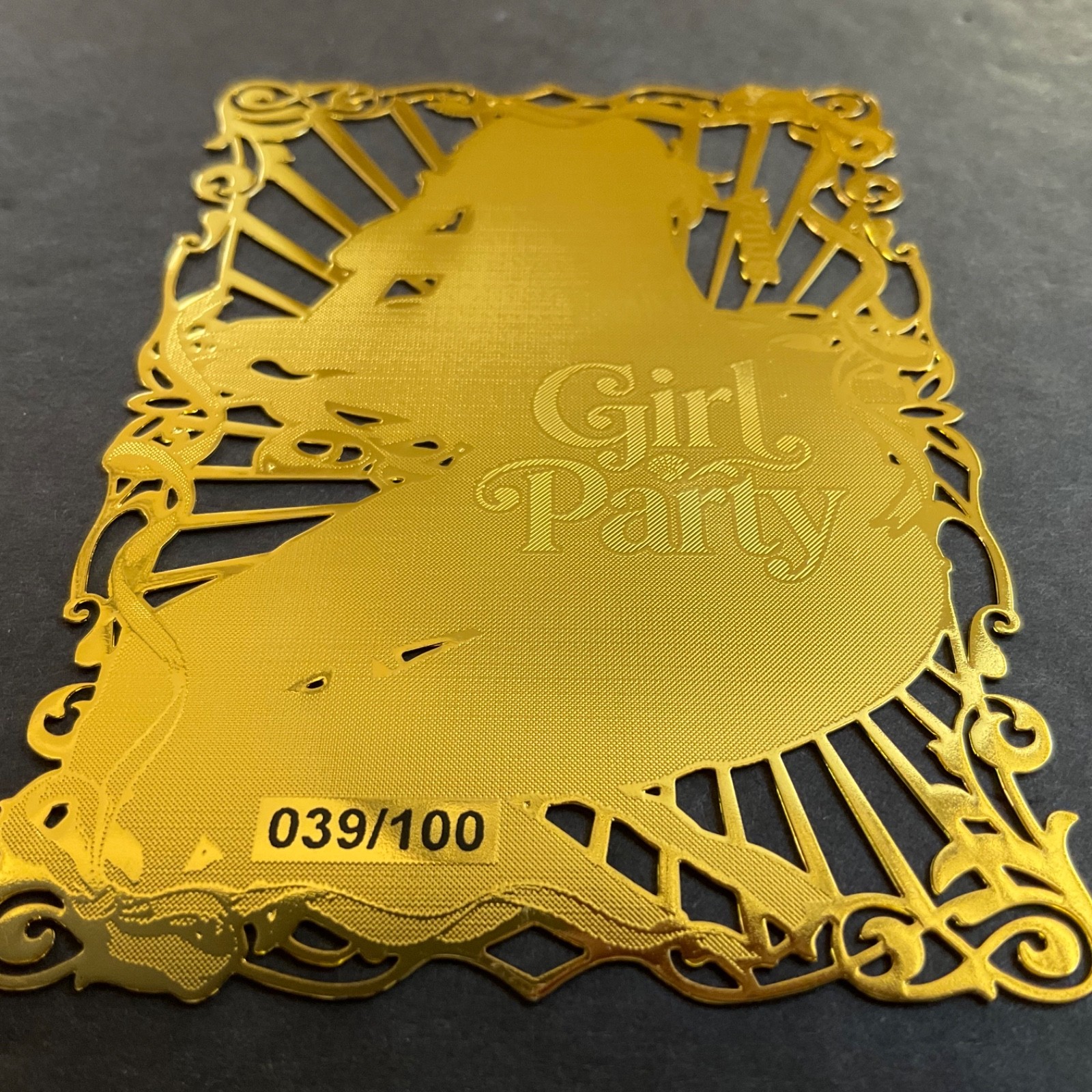 Goddess Story Gold METAL Card – Random Serial Number #/100! Asuna Red Ribbon