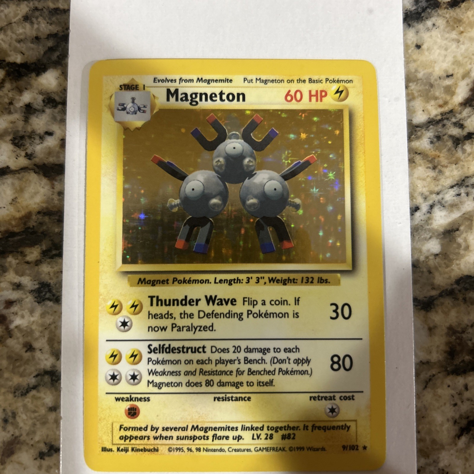 Magneton 009/102 Base Set Holo Pokemon Rare Vintage