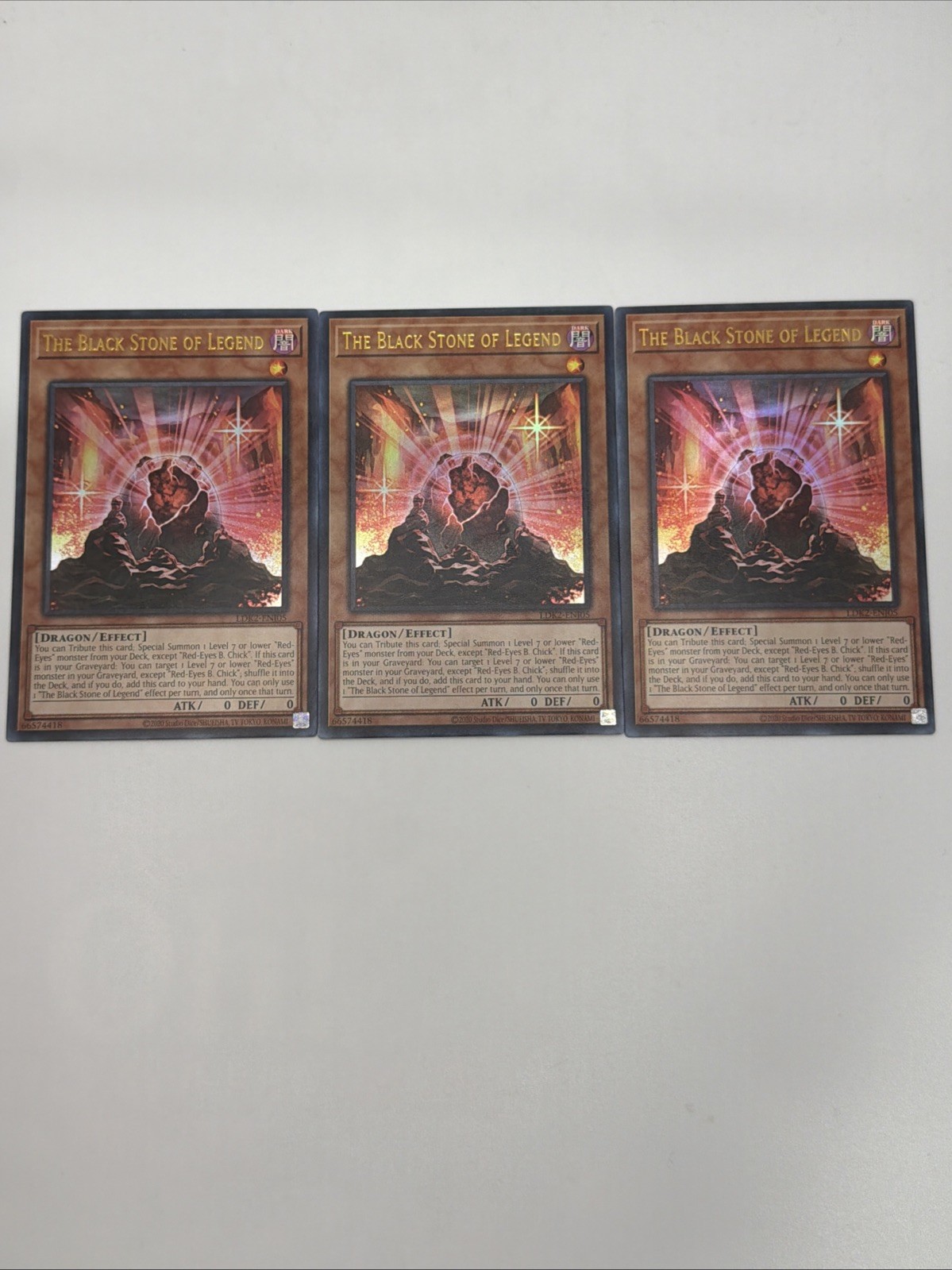 YUGIOH: 3x The Black Stone of Legend LDK2-ENJ05 Ultra Rare Near Mint