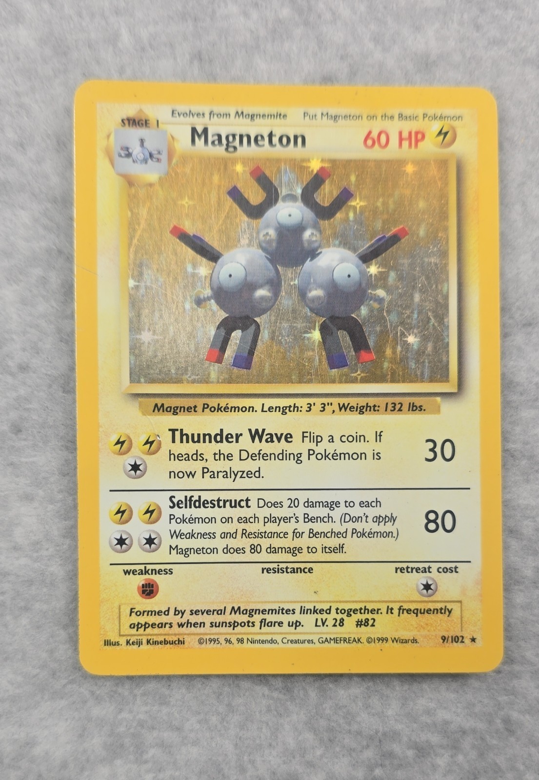 Magneton 009/102 Base Set Holo