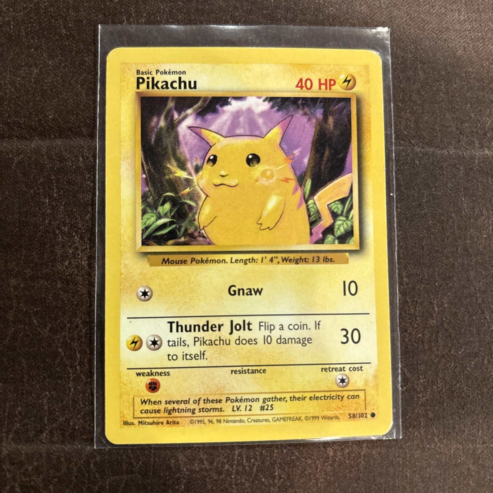 PIKACHU POKEMON BASE SET YELLOW CHEEKS #58/102