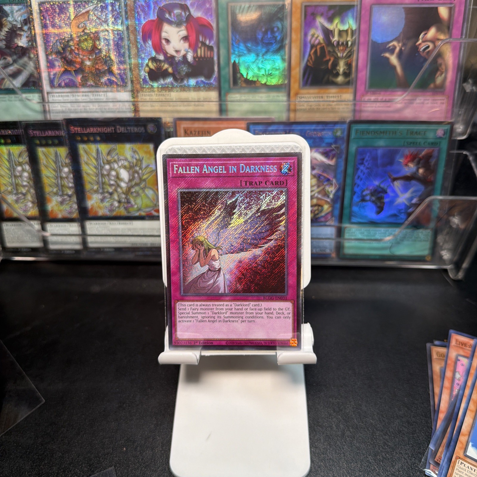 Fallen Angel in Darkness – BLGG-EN031 – Secret Rare – Glorious Gallery – NM/M