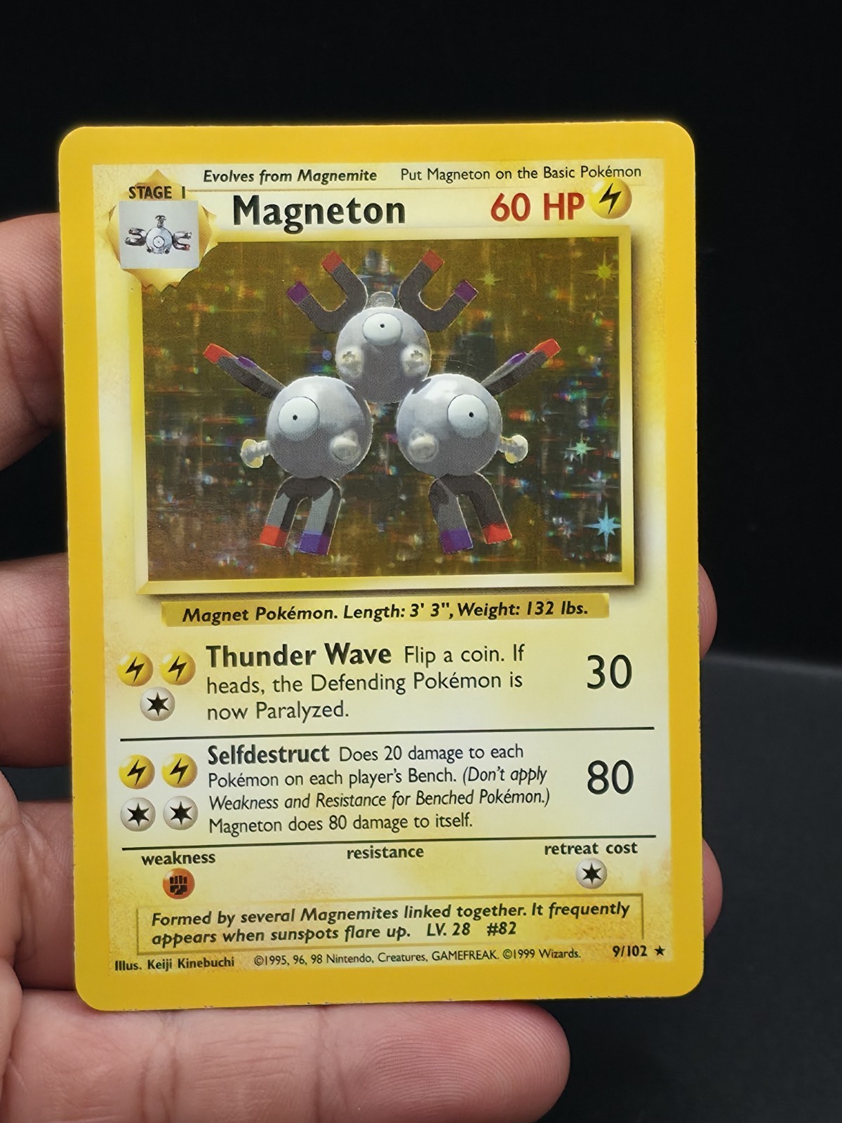 Magneton 009/102 Base Set Holo