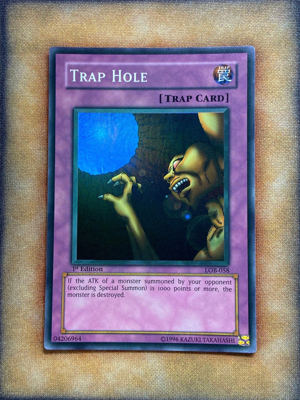 Yugioh Trap Hole LOB-058 Super Rare 1st Ed WAVY PRINT NM