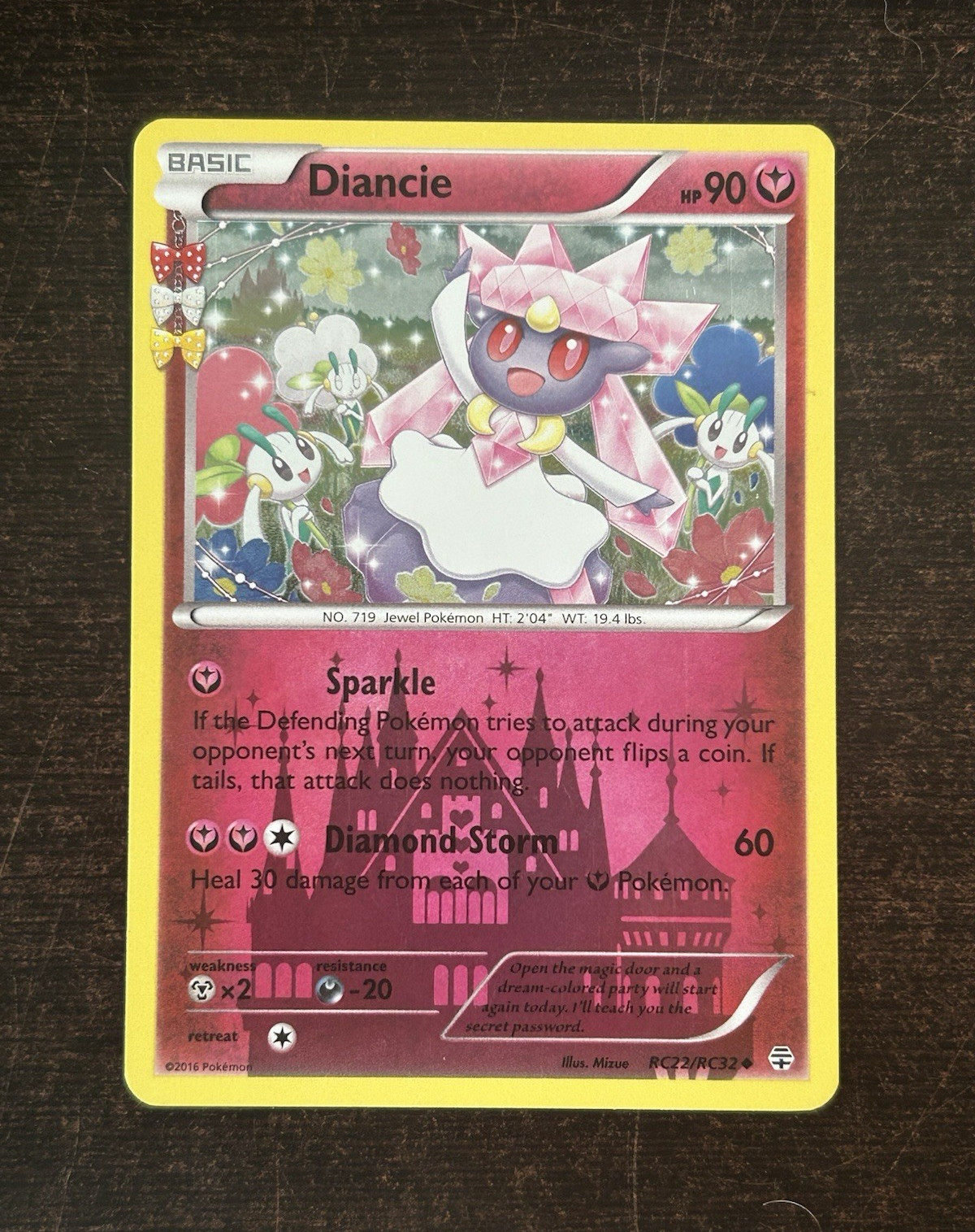 The Pokémon Company Diancie RC22/RC32 Radiant Collection Holo Rare EN 90 HP