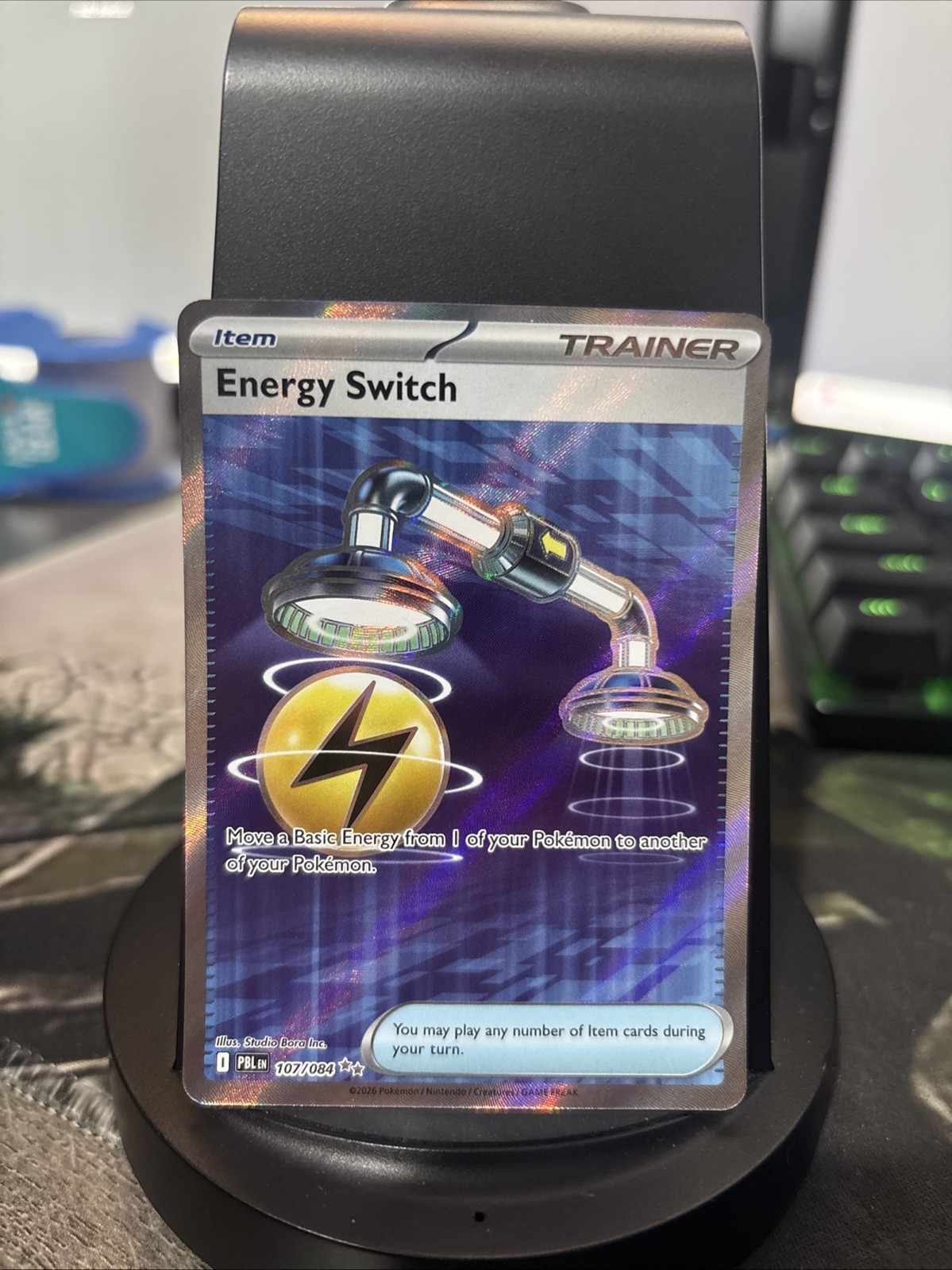 Energy Switch 107/084 Me05: Pitch Black Holo