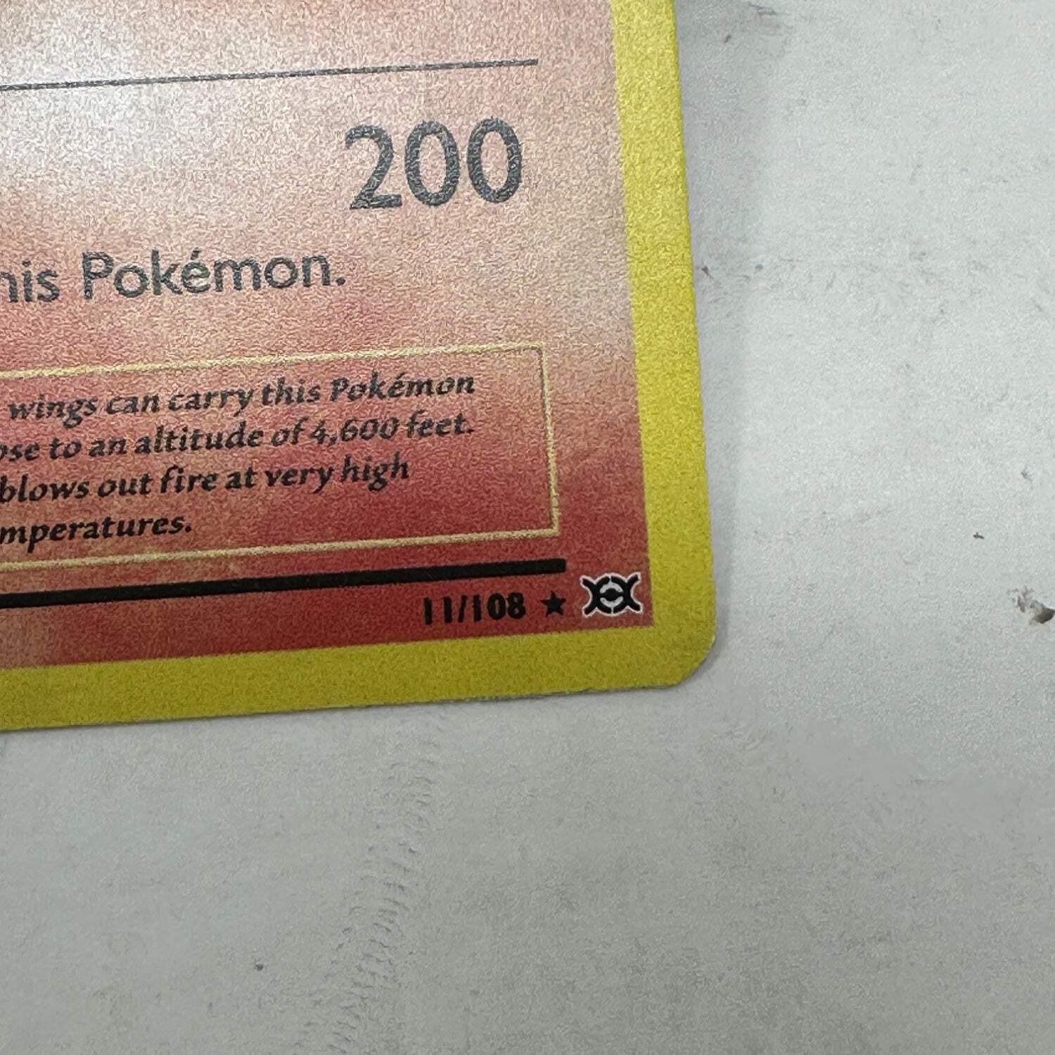 Pokémon TCG Evolutions Charizard 11/108 Holo English