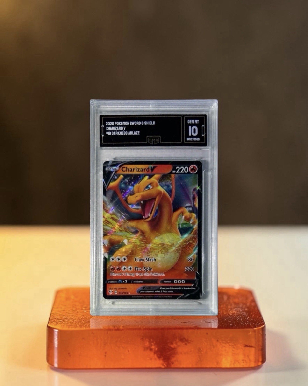 Pokémon Charizard V 19/189 2023 Darkness Ablaze Card GMA GEM Mint 10