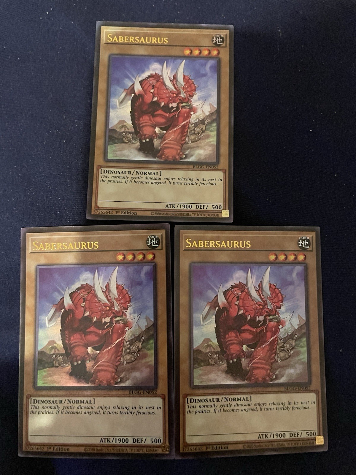 3x Sabersaurus Ultra Rare Blgg! Near Mint Condition