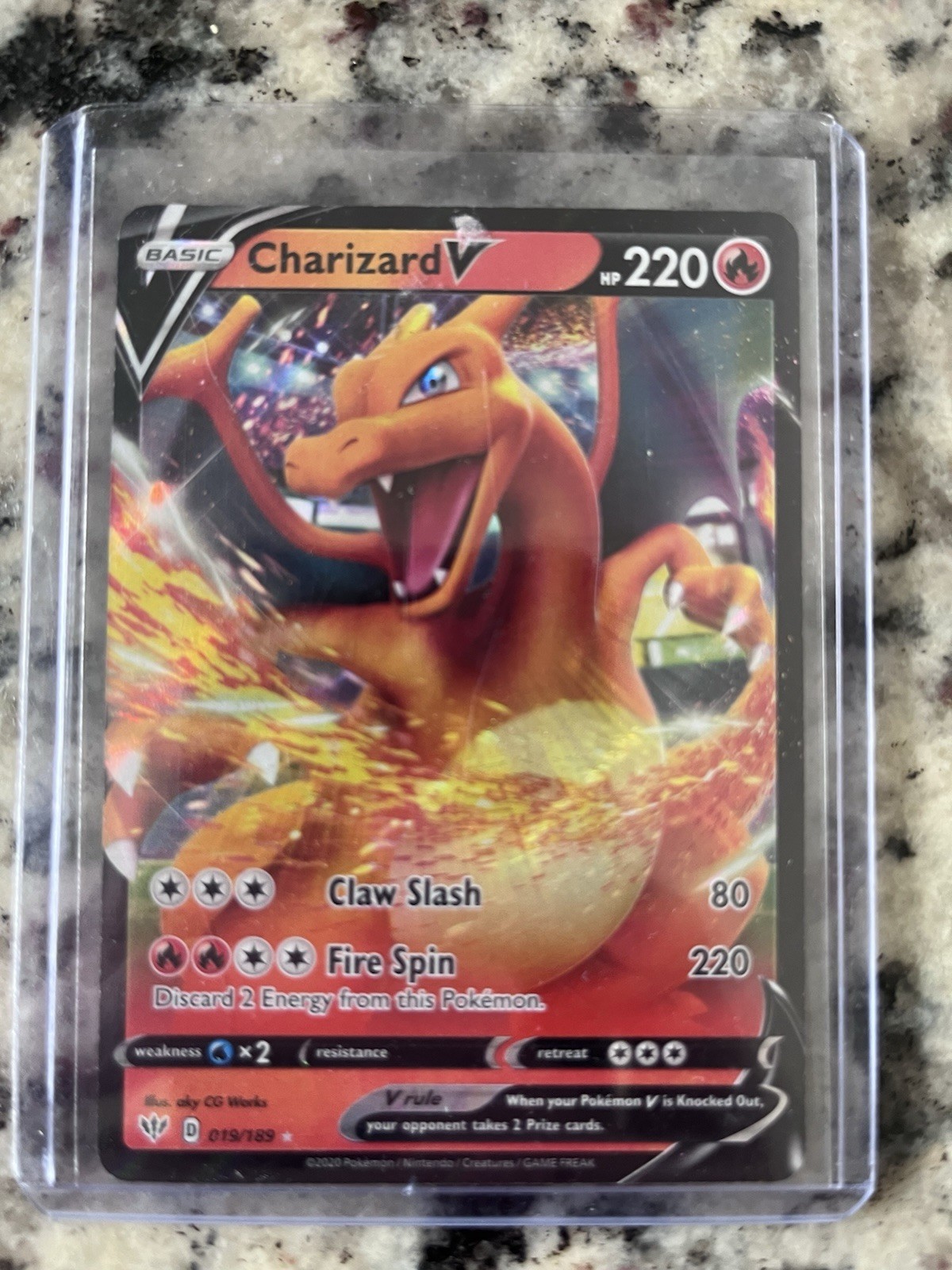Pokémon Charizard 19/189 Basic HP 220