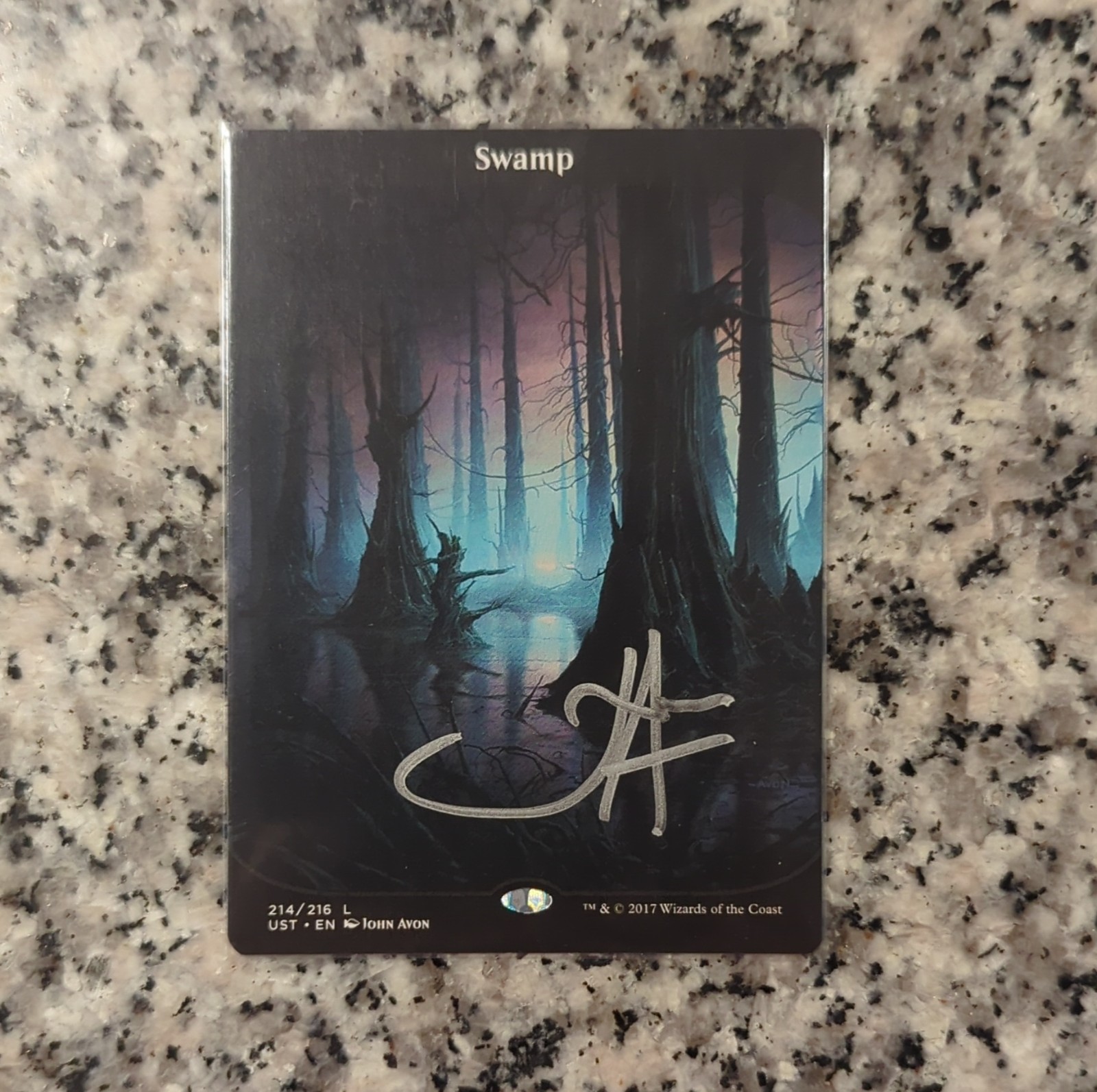 AUTOGRAPHED BY JOHN AVON NM Unstable Basic Land Card 214/216 John Avon 2017