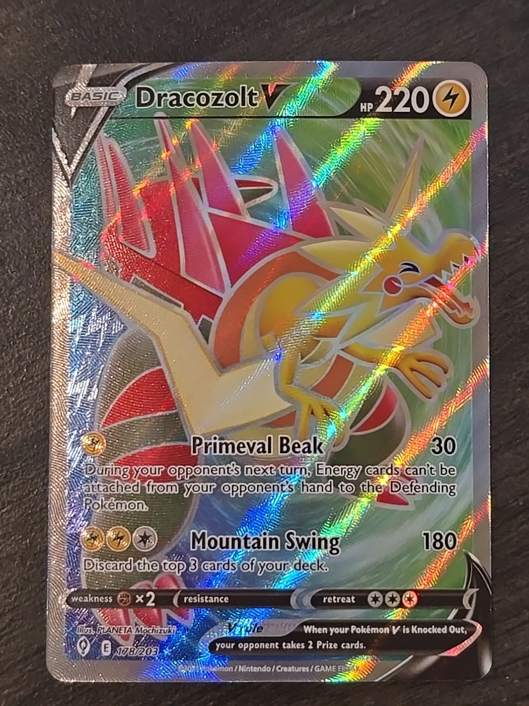 Dracozolt V (Full Art) 178/203 SWSH07: Evolving Skies Holo
