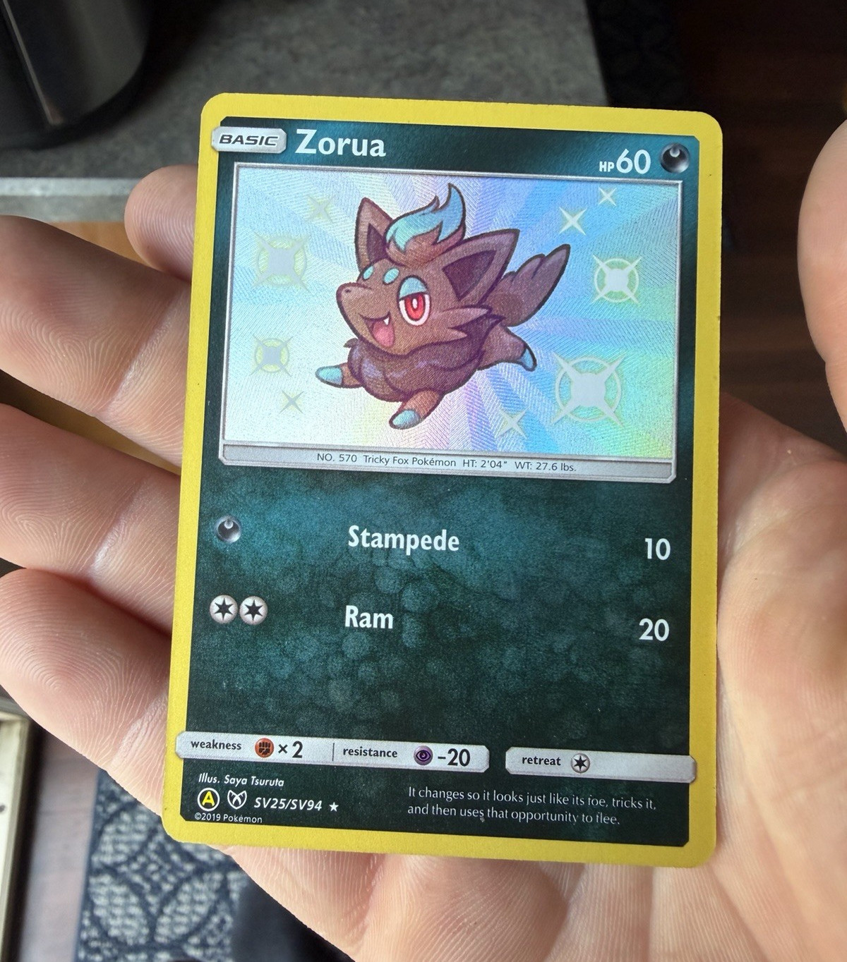 The Pokémon Company Zorua SV25/SV94 Hidden Fates Shiny Vault Holo ENG 60HP