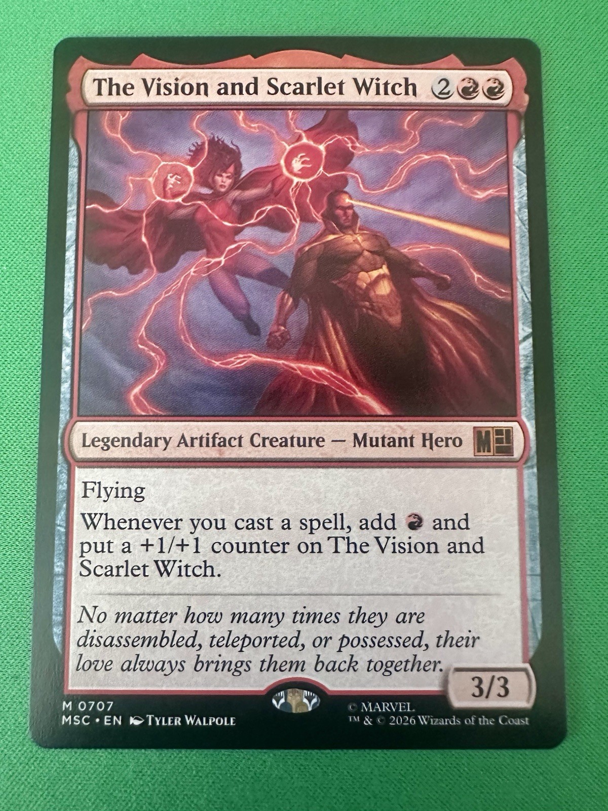 The Vision and Scarlet Witch-Marvel Super Heroes Commander-Regular-707-NM