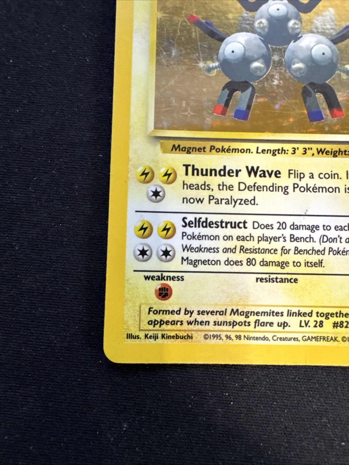 Magneton 009/102 Base Set Holo