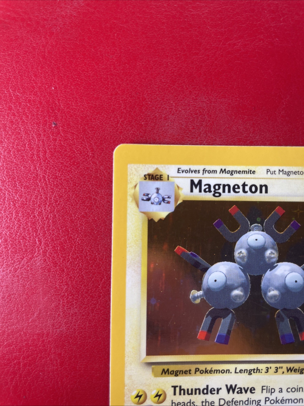 Magneton 009/102 Base Set Holo Pokemon Card