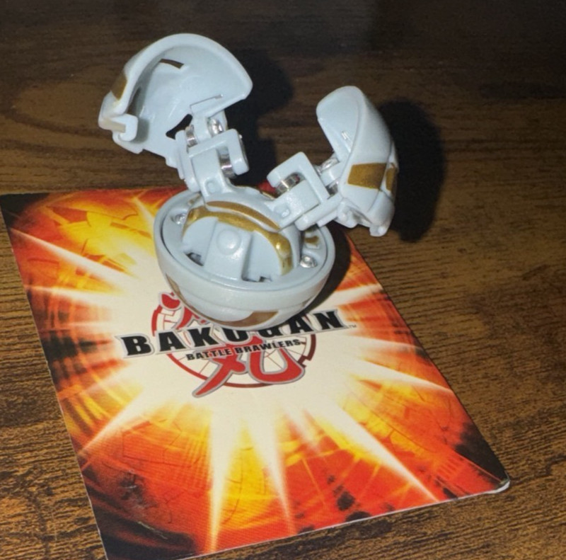 Bakugan – Bee Striker – Haos 430G