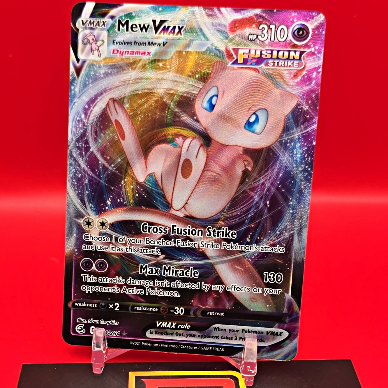 The Pokémon Company Mew VMAX 114/264 Fusion Strike Holo Ultra Rare 310 HP Eng