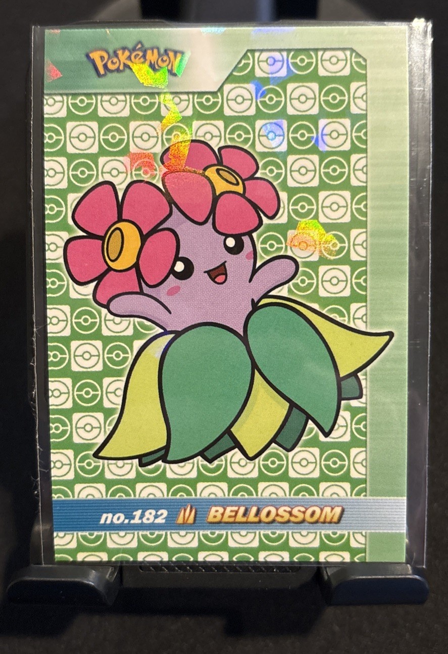 Rare Pokemon Shiny Full Art #182 Bellossom Low Pop Cracked Ice Holo Card ⭐️